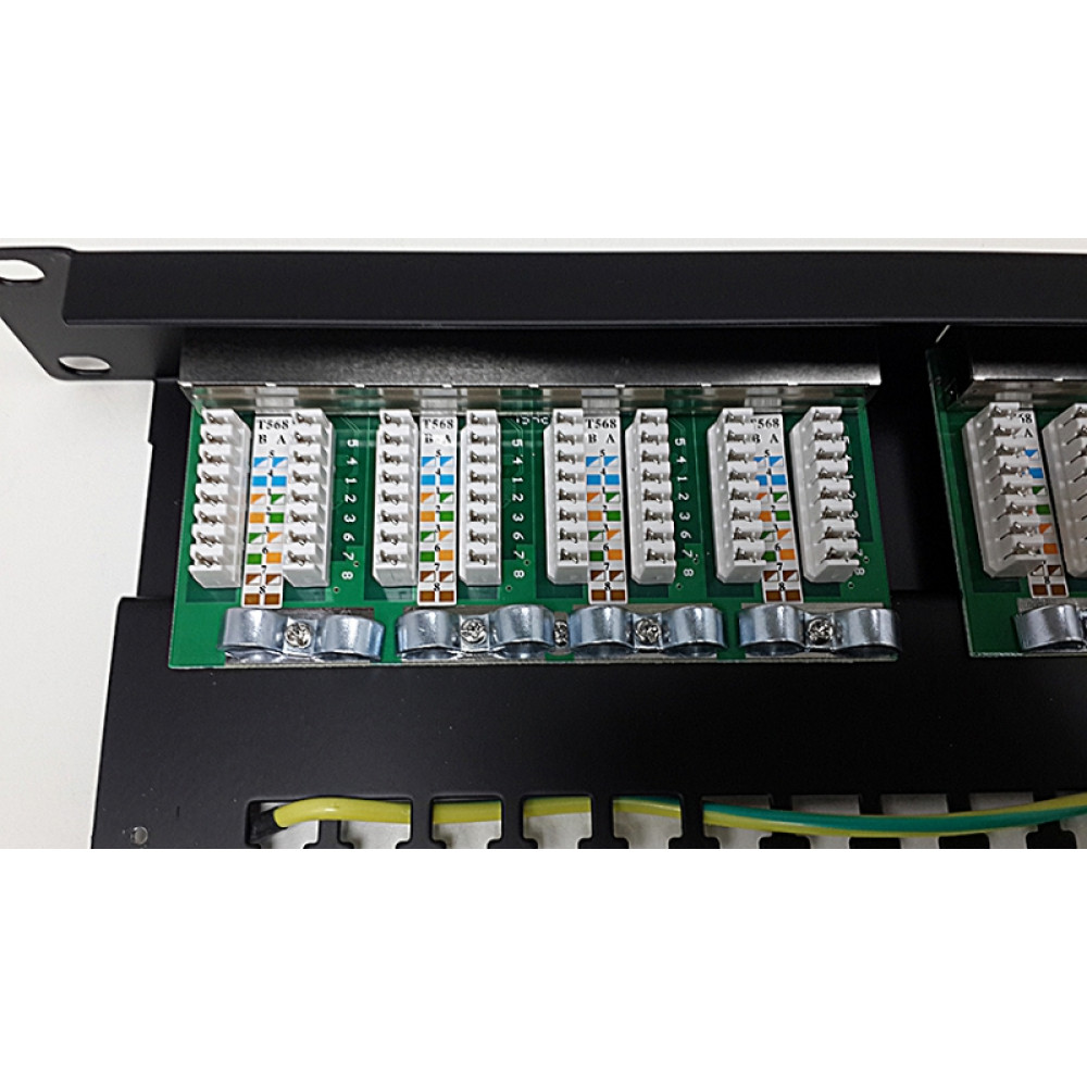 Патч-панель CMS 19" 24xRJ-45 FTP, кат. 5e с организатором кабеля, Kingda