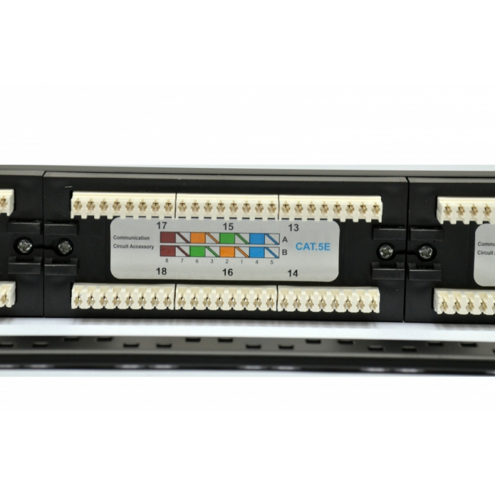 Патч-панель CMS 19" 24хRJ-45 UTP, кат. 5e c организатором кабеля, Kingda