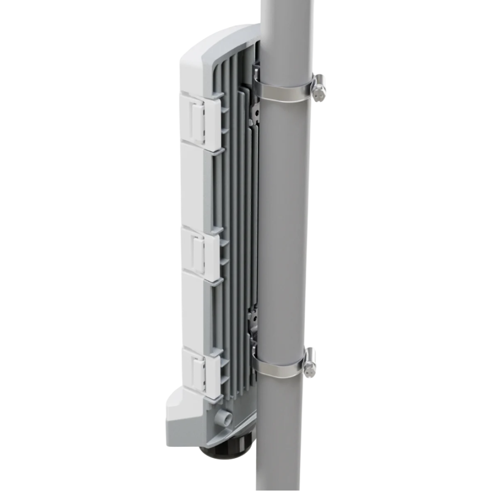 Коммутатор наружный MikroTik GPERx6 (CSS606-1G-2Gi-3S+OUT)