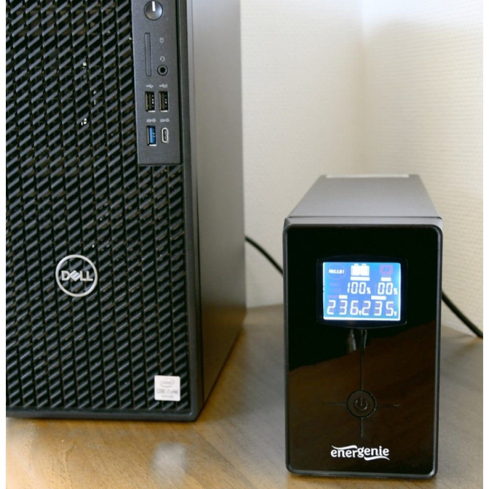 Джерело безперебійного живлення EnerGenie EG-UPS-034 900 Вт