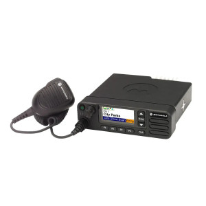 Цифрова автомобільна радіостанція Motorola DM4601E VHF LP WIFI/BT/GNSS CD MBAR304NE (Compact Microphone, Power Cable and Trunnion)