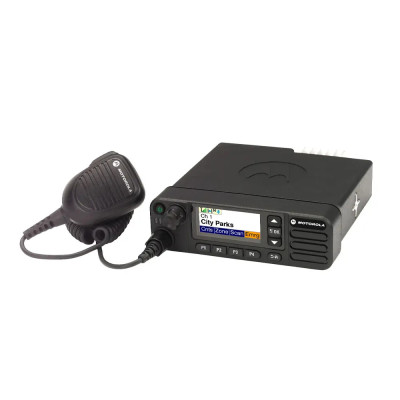 Цифрова автомобільна радіостанція Motorola DM4601E VHF LP WIFI/BT/GNSS CD MBAR304NE (Compact Microphone, Power Cable and Trunnion)