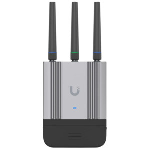 Беспроводной маршрутизатор Ubiquiti Mobile Router Industrial (UMR-industrial)