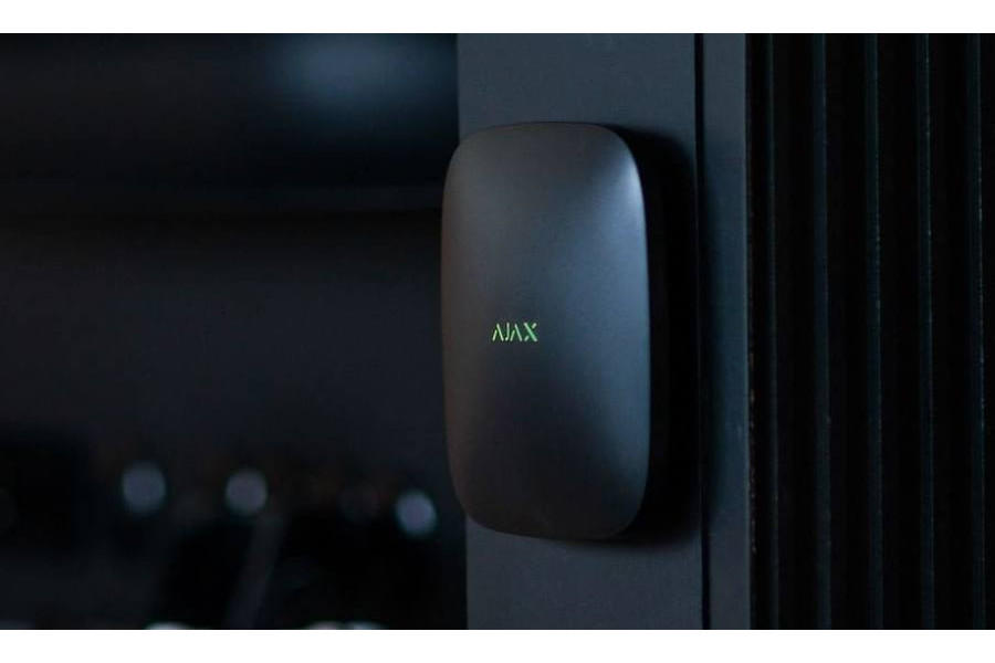 Установка централі Ajax Hub 