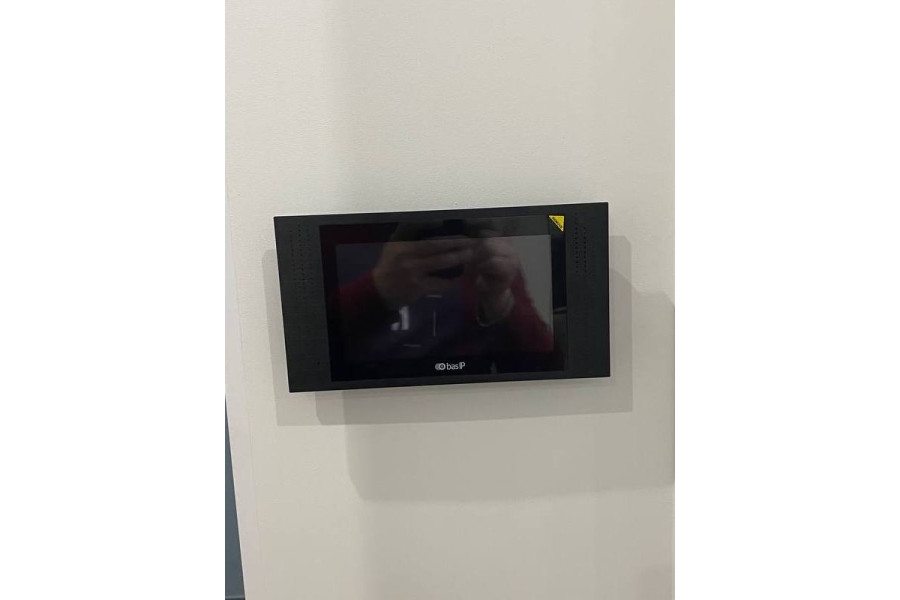 Домофон та виклична панель BAS-IP
