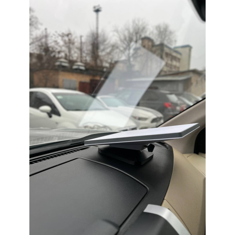 Комплект Starlink mini + Interior в салон автомобиля