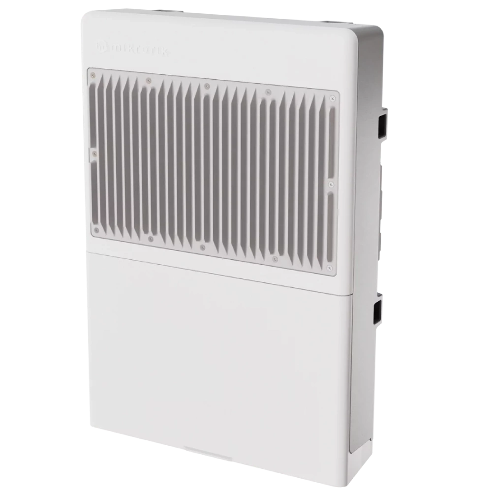 8-портовый коммутатор MikroTik CSS610-8P-2S+OUT неуправляемый